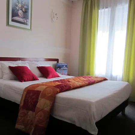 Отель Sables D'o Et Son Restaurant Le 16 Bis Ле-Сабль-д’Олон