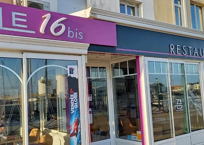 Hotel Sables D'o Et Son Restaurant Le 16 Bis 2*