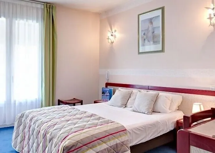 Sables D'o Et Son Restaurant Le 16 Bis 2* Les Sables-dʼOlonne