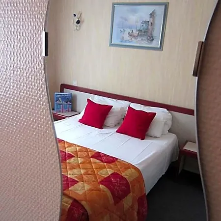 Sables D'o Et Son Restaurant Le 16 Bis Hotel 2*