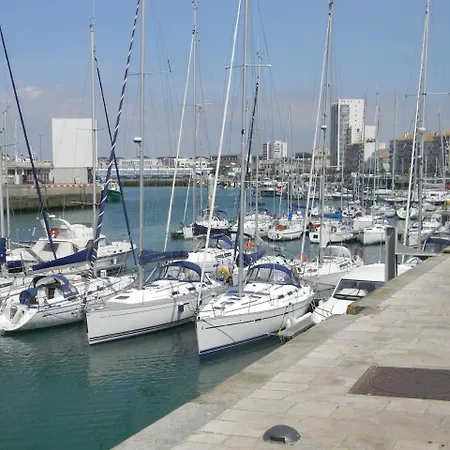 Sables D'o Et Son Restaurant Le 16 Bis Hotel Les Sables-d'Olonne
