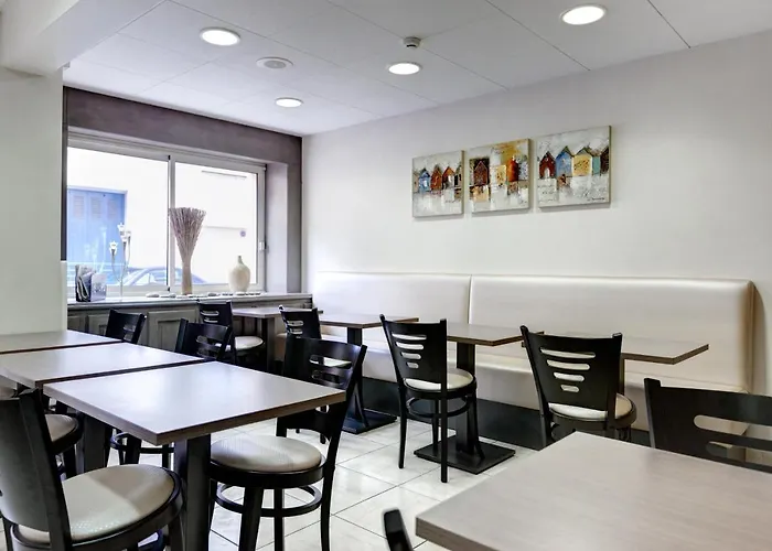 Sables D'o Et Son Restaurant Le 16 Bis Отель 2*